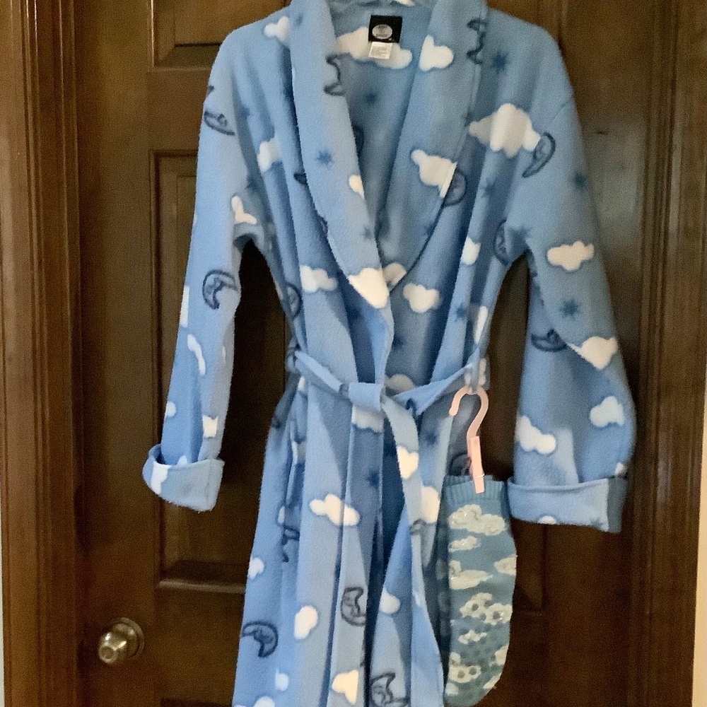 Plush robe & slipper socks, blue print, small